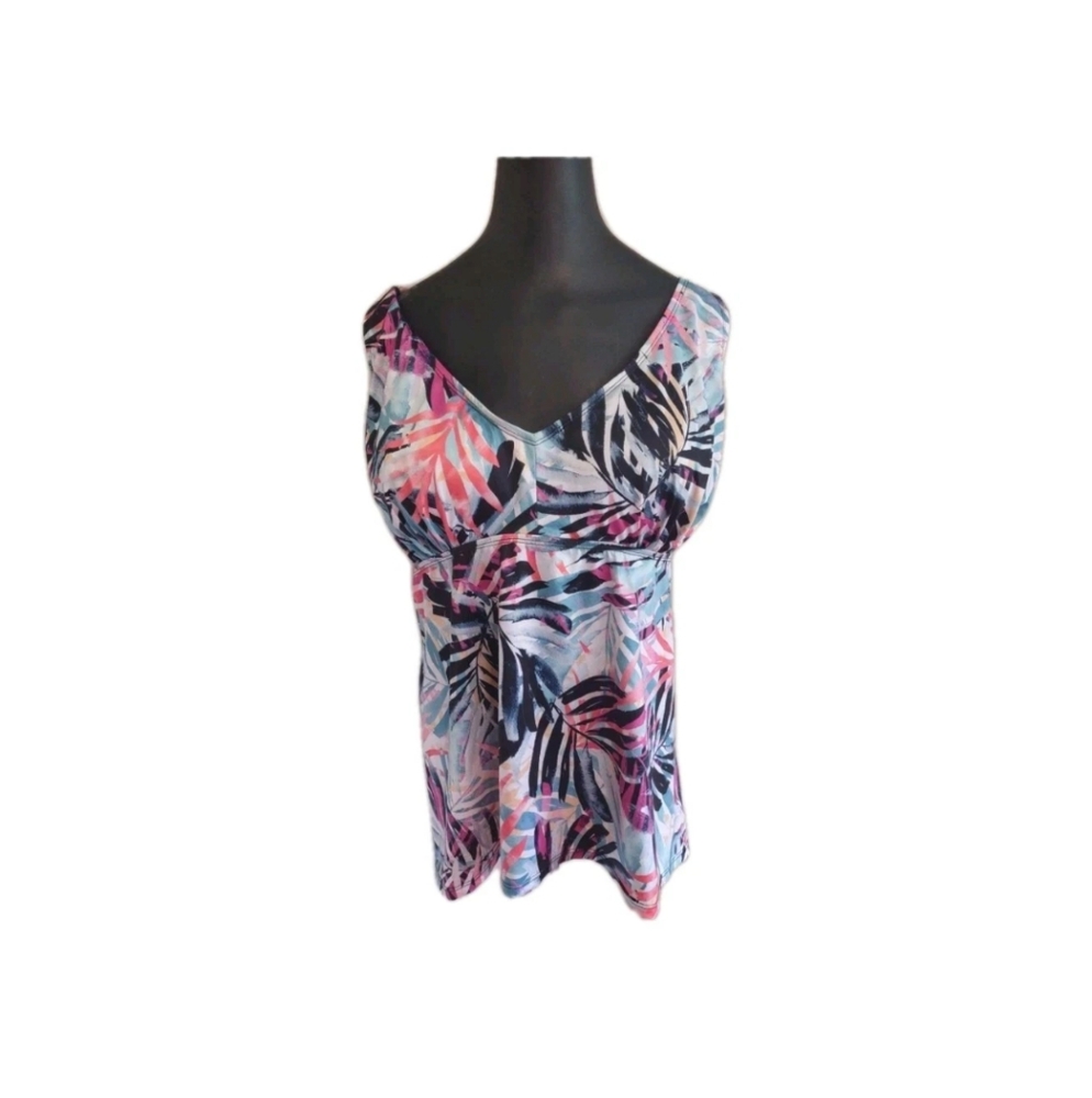 Shore Club Swim Suit Top Sz 22 (top only) Swimsuits For All Floral Tankini